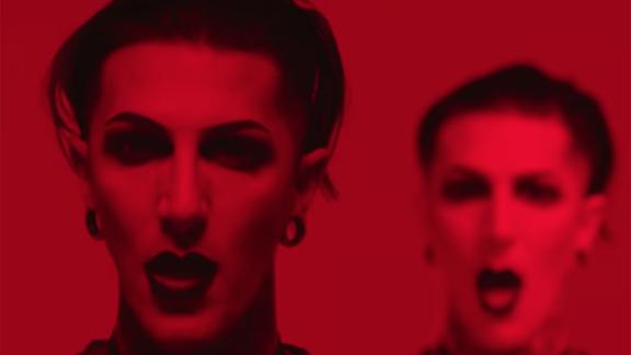 MOTIONLESS IN WHITE met en image le titre 'Voice'