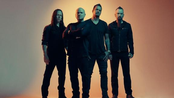 DISTURBED revient avec un clip vidéo