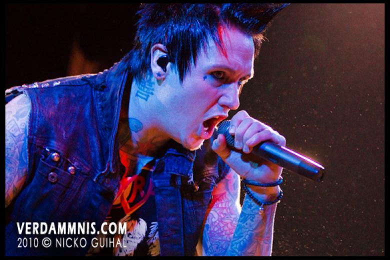 Live report : Papa Roach @ Bring The Noise Festival 2010 - Paris (2010-12-14)