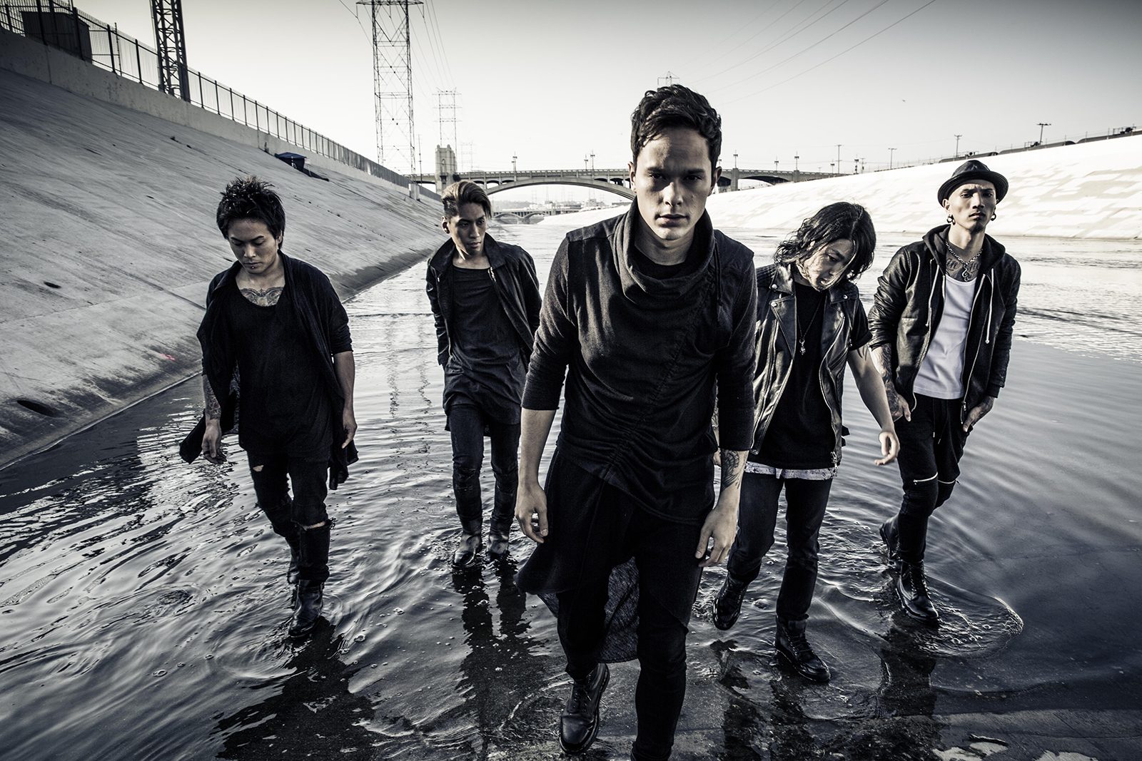 Группа coldrain. Masato coldrain. Coldrain вики. Coldrain солист. Coldrain вокалист.