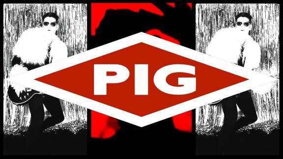 Raymond Watts alias PIG sort un album et un clip