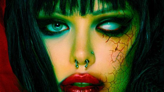 ALICE GLASS tease son album avec un clip gore