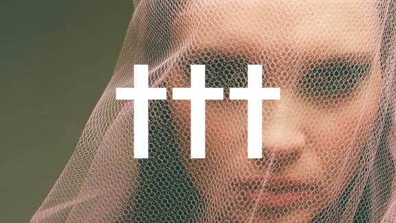 ††† (Crosses) sort deux nouveaux titres simultanément