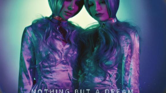 Le duo de dark pop TWINS IN FEAR annonce son nouvel album