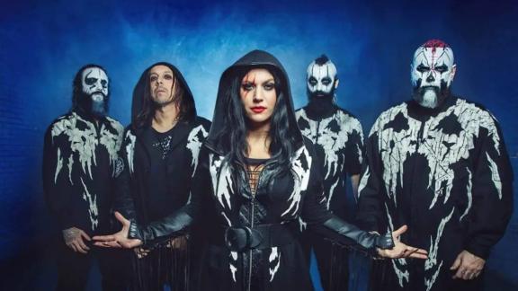 LACUNA COIL clippe sa nouvelle version de Tight Rope