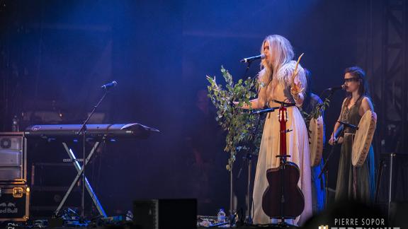 Galerie photos : Myrkur @ Hellfest Open Air Festival 2022 - Clisson (44) - 25 juin 2022