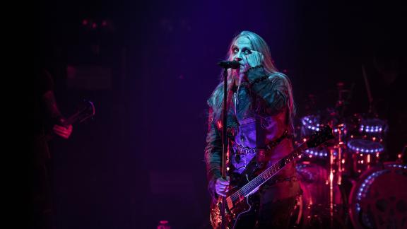 Live report : Pain + Eleine + Ensiferum + Ryujin @ La Machine du Moulin Rouge - Paris (75) - 15 octobre 2023