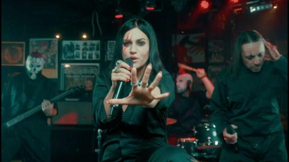 LACUNA COIL sort un morceau en collaboration avec Ash Costello 