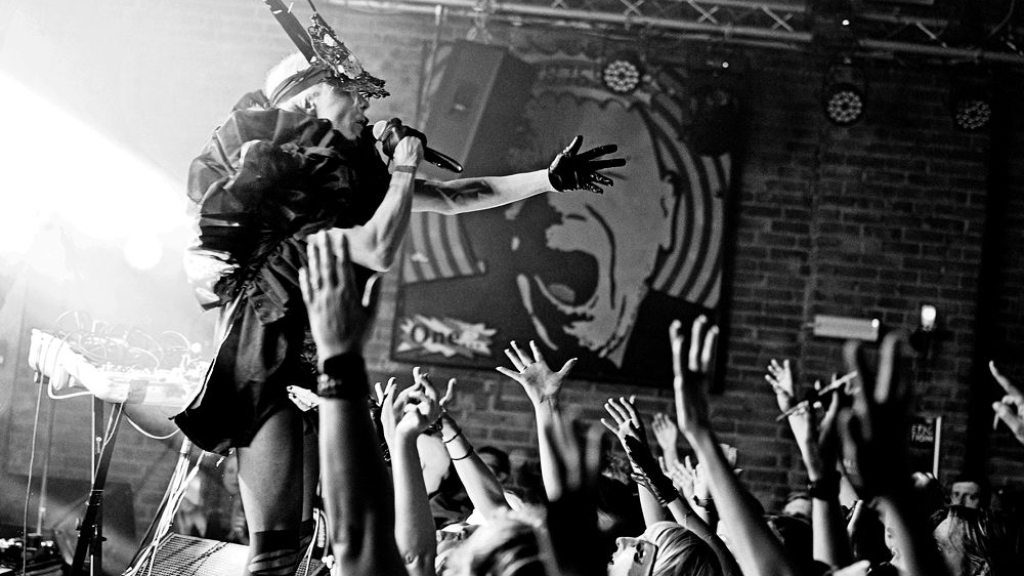 IAMX + Ductape @ Kulttempel - Oberhausen (DE) - 3 mai 2025