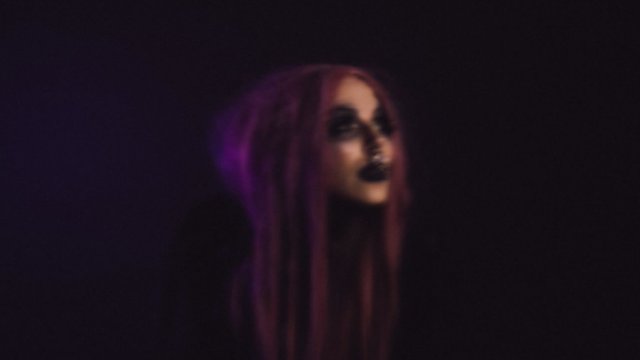 Coupez la lumière et écoutez le nouveau single de FRAYLE