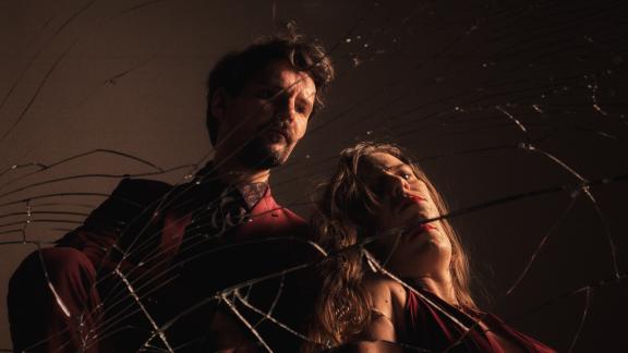 -ii- [TWO EYES] sort un nouveau titre d'Apostles of the Flesh et nous apprend un nouveau mot