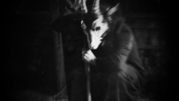 THE DEVIL & THE UNIVERSE invite le chanteur de THEN COMES SILENCE sur son nouveau single