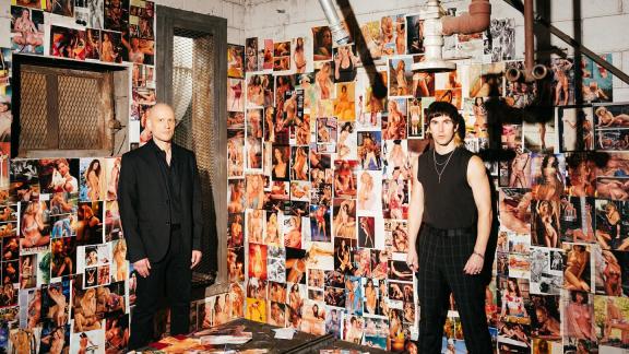 STREET SECTS et le side-project STREET SEX sortent deux nouveaux morceaux en parallèle