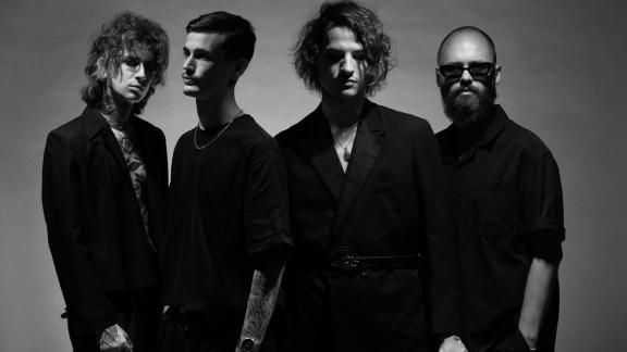 LONE ASSEMBLY (darkwave) partage le single My Life's Solid