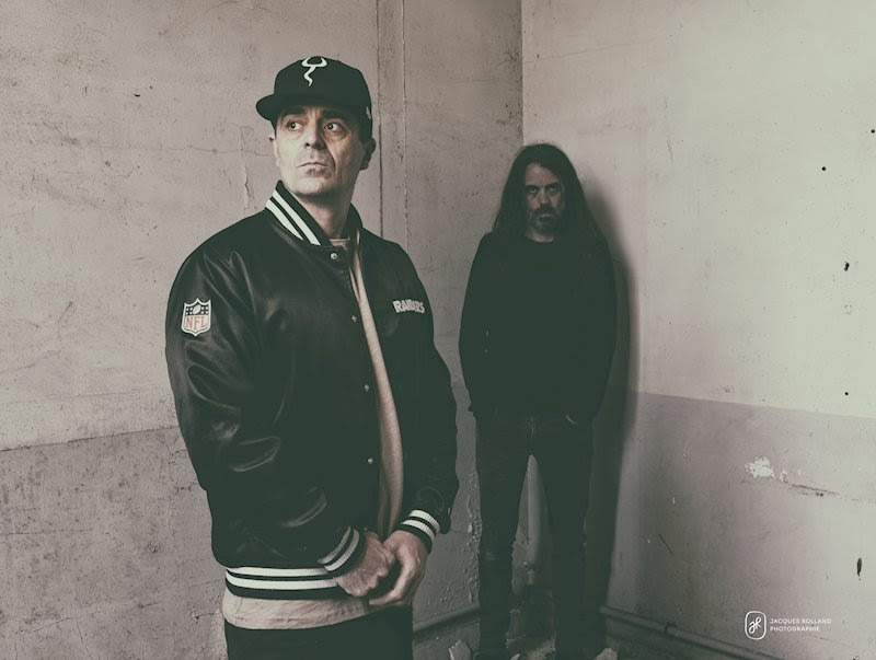 FauxX : de l'indus en chemise ?