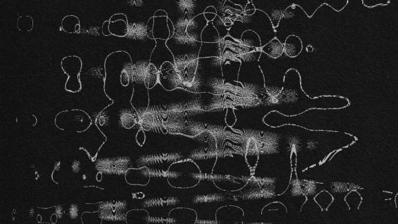 A PLACE TO BURY STRANGERS et MORWAN collaborent le temps d'un morceau