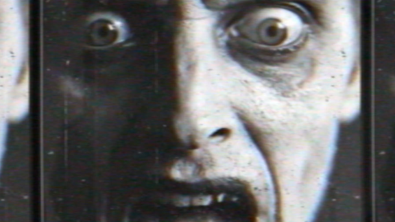 CRIPPLED BLACK PHOENIX sort un clip pour Ravenettes