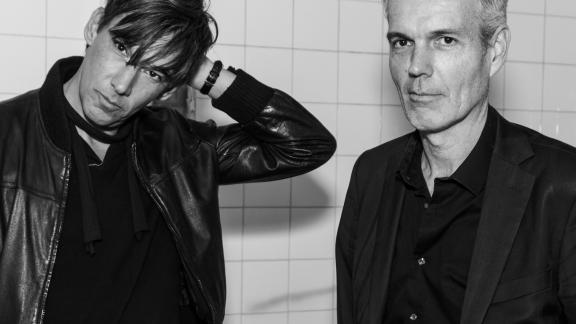 CURTAIN tease son nouvel album avec un single enflammé