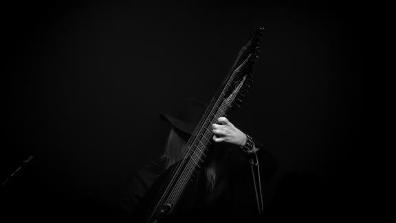 Jozef Van Wissem + Bleu Reine @ Mains d'Œuvres - Saint-Ouen-sur-Seine (93) - 20 janvier 2026