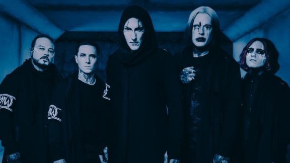 Peur du noir ? MOTIONLESS IN WHITE est de retour avec un nouveau single et son clip
