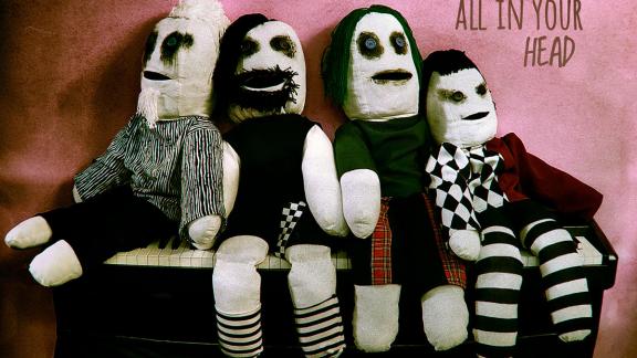 TARDIGRADE INFERNO joue à la poupée dans All in Your Head