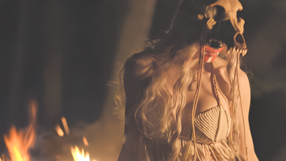 EIHWAR invoque Freyja dans son nouveau single