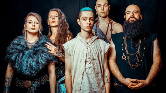 ASKEMÅNE présente son nouvel album