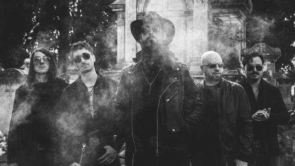 Découvrez CORVIN (gothic rock) avec son premier single