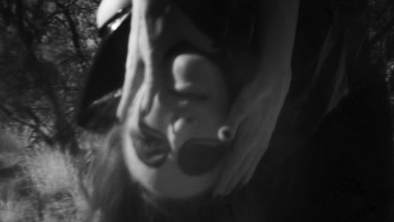 IAMX sort le morceau Artificial Innocence