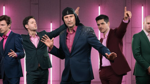 LAIBACH chante l'addiction à la musique en vidéo