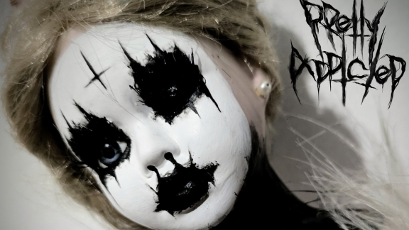 La blackened rave de PRETTY ADDICTED revient répandre la bonne parole