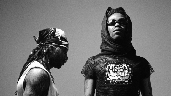 HO99O9 lance sa tournée européenne avec un nouveau single