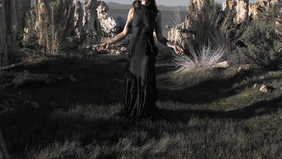 Chelsea Wolfe - The Dark