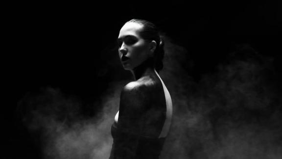 TRAITRS nous invite à danser face à la mort dans son nouveau clip
