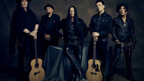 THE 69 EYES prépare un album acoustique et rend (à nouveau) hommage à Brandon Lee