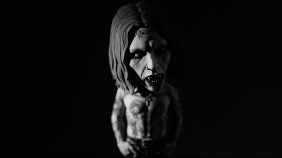GHOSTEMANE annonce un nouvel album avec un nouveau titre lugubre