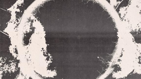 HEALTH collabore (encore) avec Tyler Bates sur le titre Outer Dark