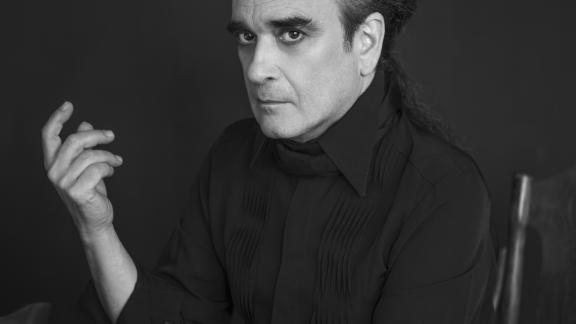 VELJANOV est de retour avec un hymne de résistance